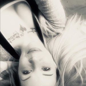 Meet your Posher, Emilie